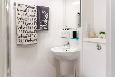 Platinum Studio River View - Image 5
